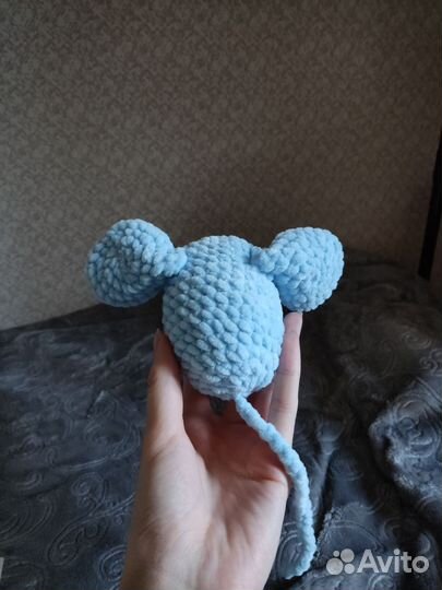 Вязанная мышь