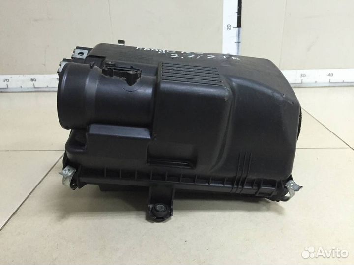 Корпус воздушного фильтра Toyota Land Cruiser Prado