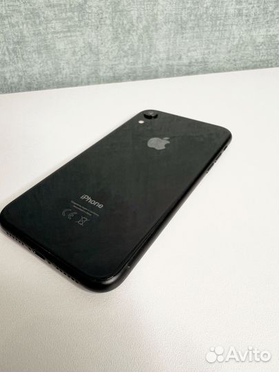 iPhone Xr, 64 ГБ