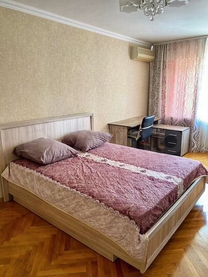 3-к. квартира, 74 м², 2/4 эт.