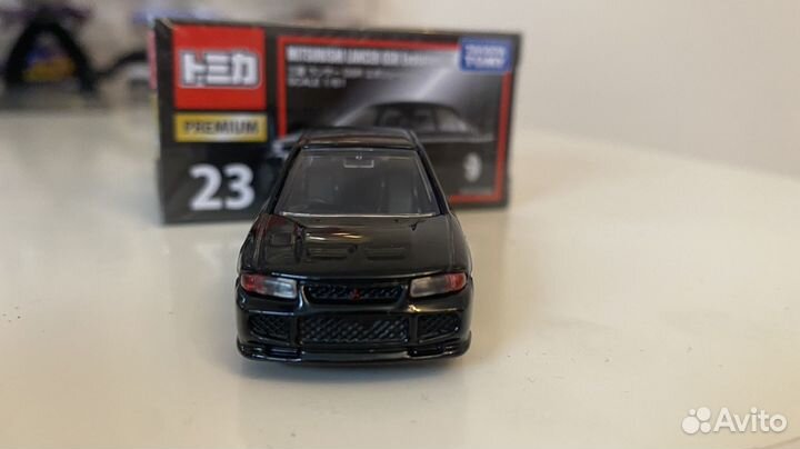 Tomica Mitsubishi Lancer GSR Evolution 3