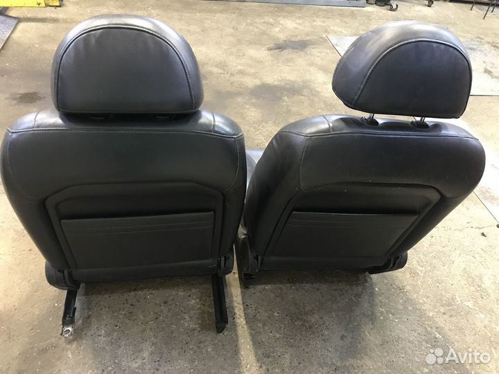 Сиденья комплект Hyundai Sonata IV (EF)