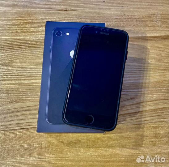 iPhone 8, 256 ГБ