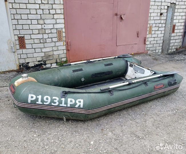 Лодка Korsar 3000