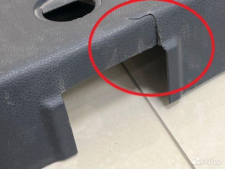 Обшивка двери багажника Volkswagen Golf 1K5 BSE