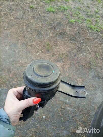 Опора двс на тойоту гая