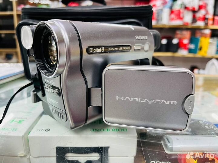 Видеокамера Sony Handycam Digital 8 Полный комплек