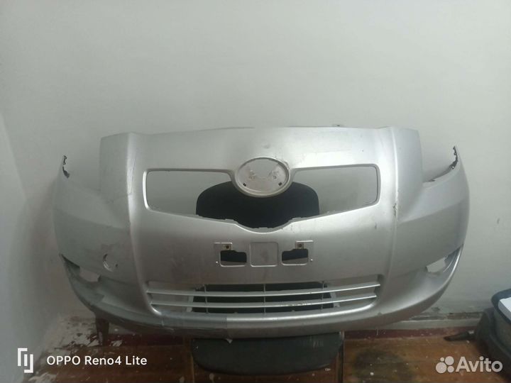 Передний бампер Тойота Виц