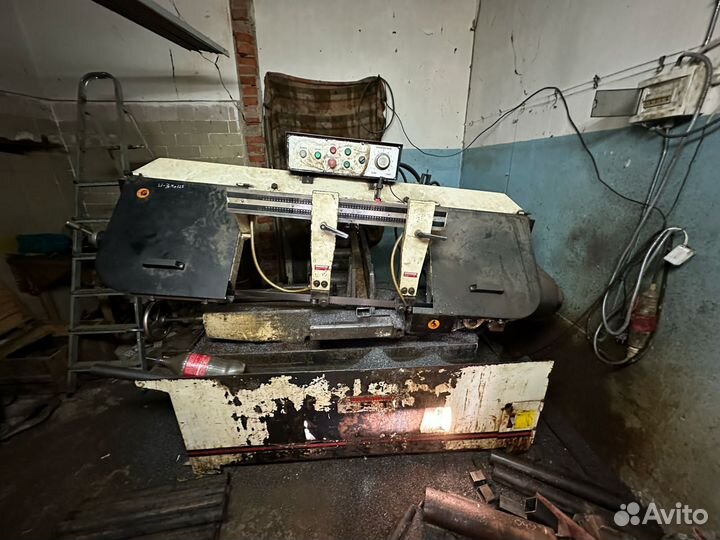 Ленточнопильный станок по металлу JET HBS-1321W