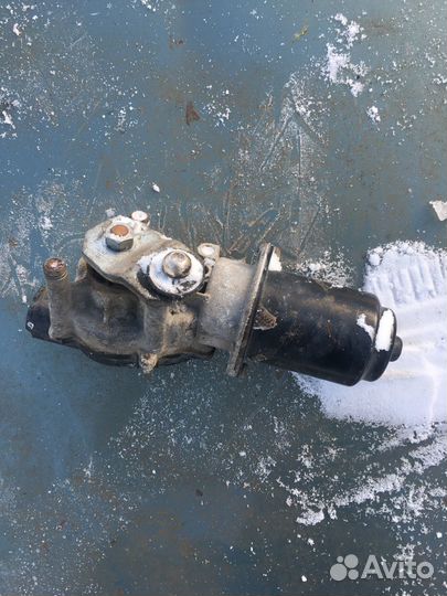 Моторчик дворников Субару Легаси b12 правый руль