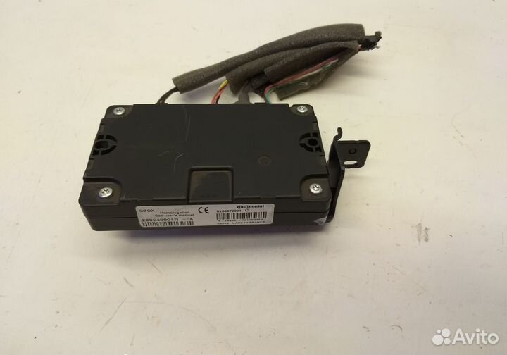Блок управления автомагнитолой Renault