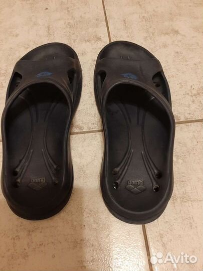 Обувь для бассейна и пляжа