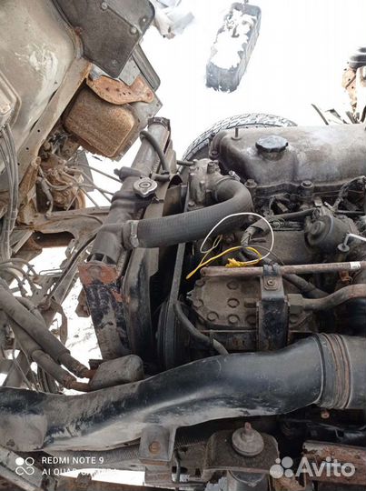 Двигатель 4HJ1 в разборе