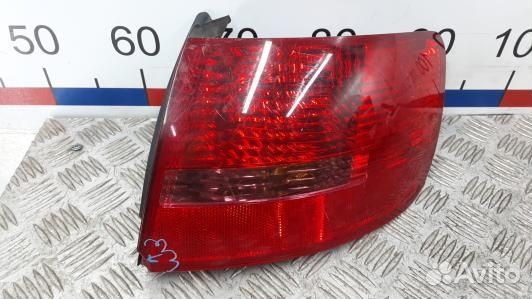 Фонарь задний правый audi A6 C6 (88Z18MY02)