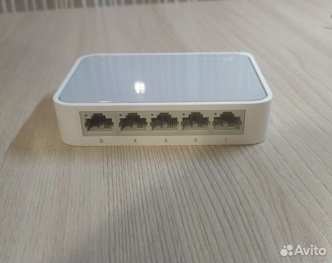 Коммутатор tp link TL-SF1005D
