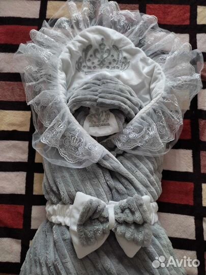 Конверт на выписку,весна осень