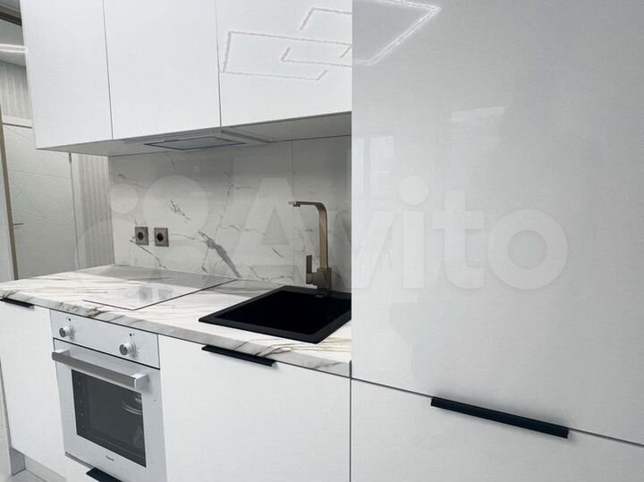 1-к. квартира, 43 м², 10/16 эт.