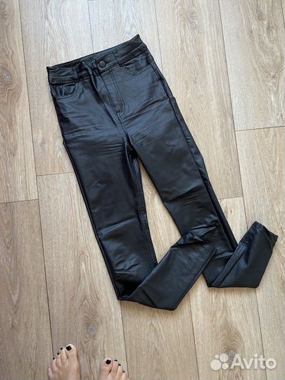 Брюки под кожу женские