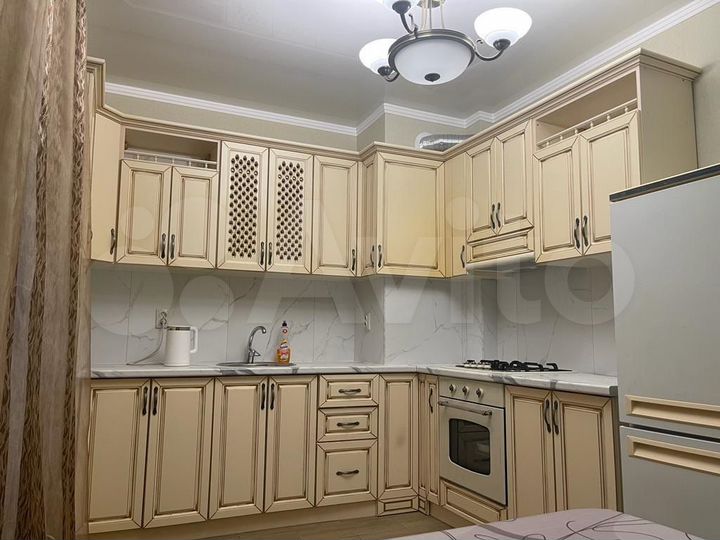 2-к. квартира, 55 м², 6/9 эт.
