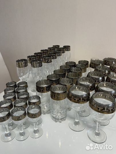 Набор бокалов на 12 персон