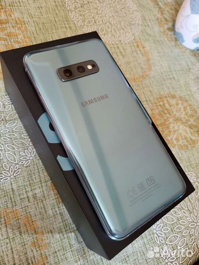 Samsung galaxy s10e