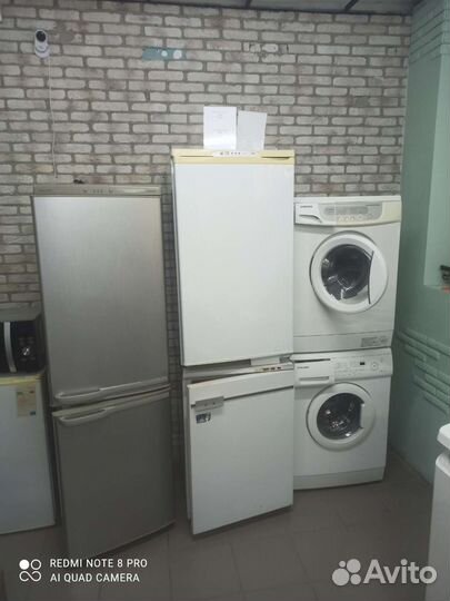 Холодильник, морозильная Samsung