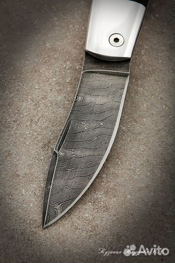Нож складной Скат сталь дамаск накладки черный гра
