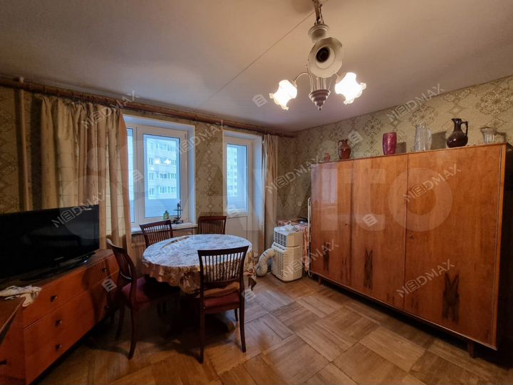 1-к. квартира, 46 м², 8/10 эт.