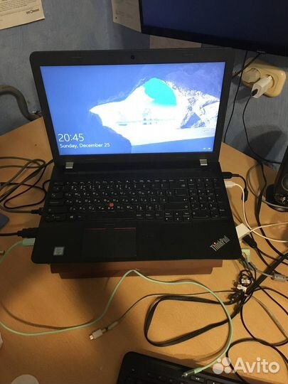 Ноутбук ThinkPad E560