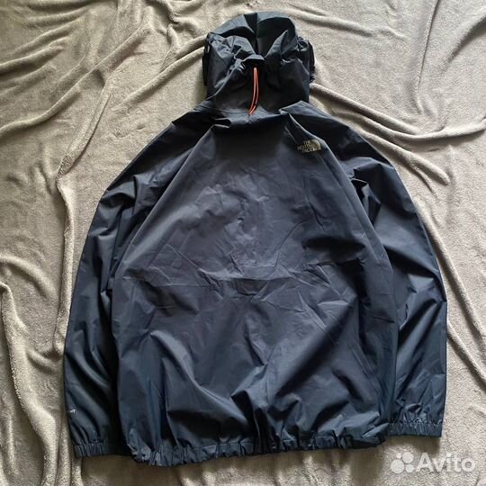 Ветровка the North face hyvent