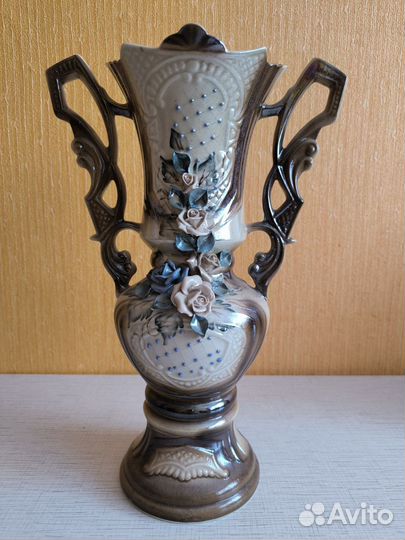 Очень красивая ваза