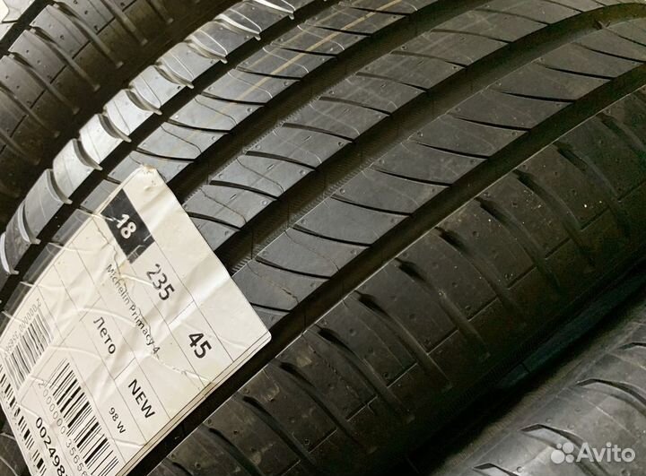 Michelin Primacy 4 235/45 R18 98W