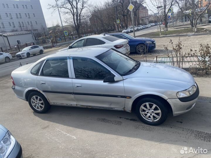 Opel Vectra 1.6 МТ, 1995, 220 000 км