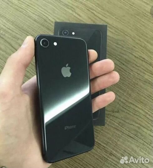 Телефон iPhone 8 64 gb
