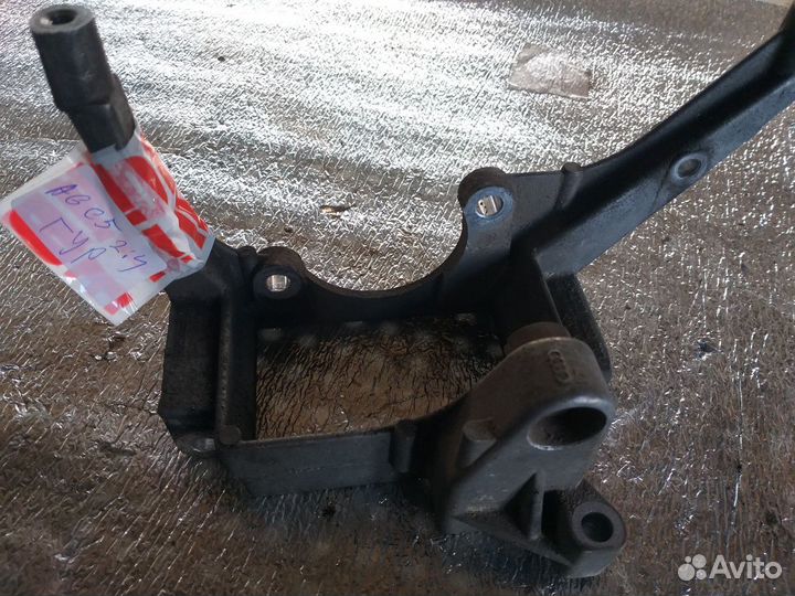 Кронштейн гур ауди а6 с5 2.4