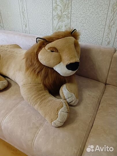 Мягкие игрушки. Много