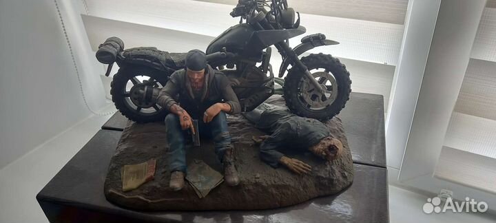 Коллекционная фигурка 