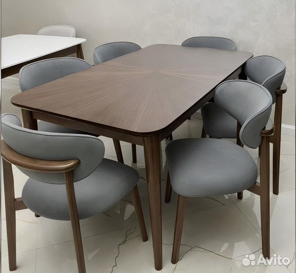 Стол Новинка от производителя