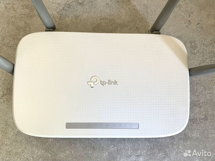 Wifi роутер TP-Link EC220-G5