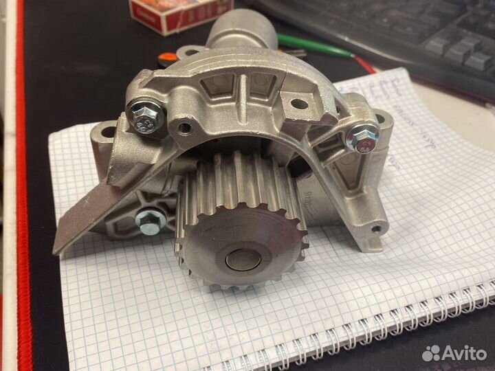 Помпа peugeot 307 Citroen C4