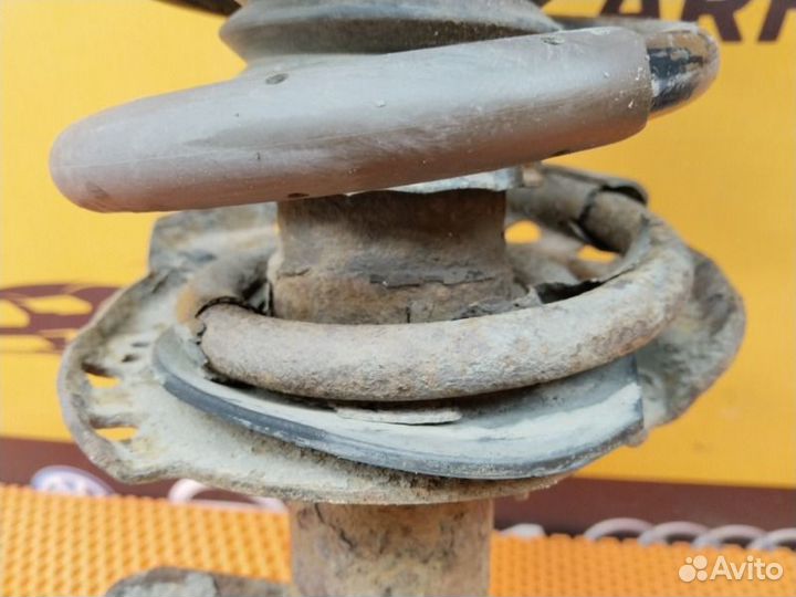 Амортизатор задний Land Rover Freelander 2 L359