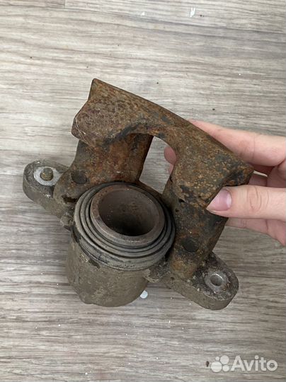 Тормозной суппорт Daewoo Nexia