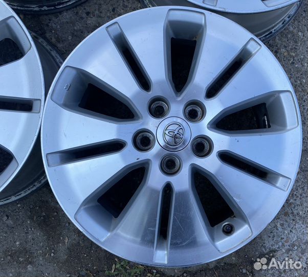 Диски литые 5x114,3 r17 Toyota