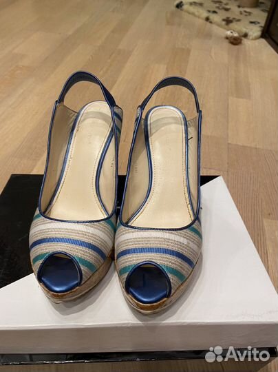 Босоножки Alba