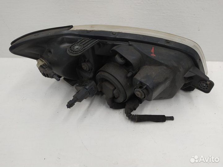 Б/У Б/У Фара левая Мутная по верху 921011cxxx