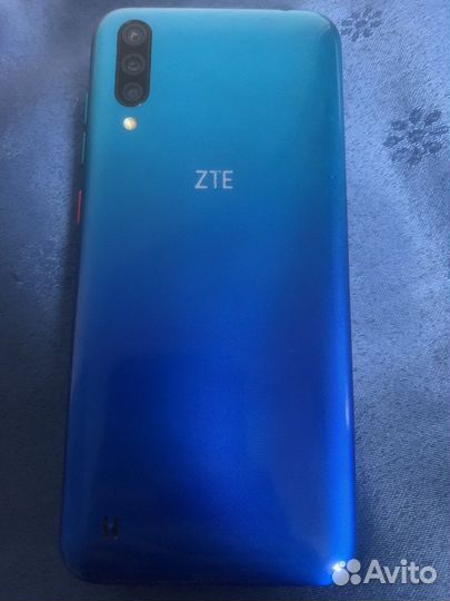 Смартфон ZTE