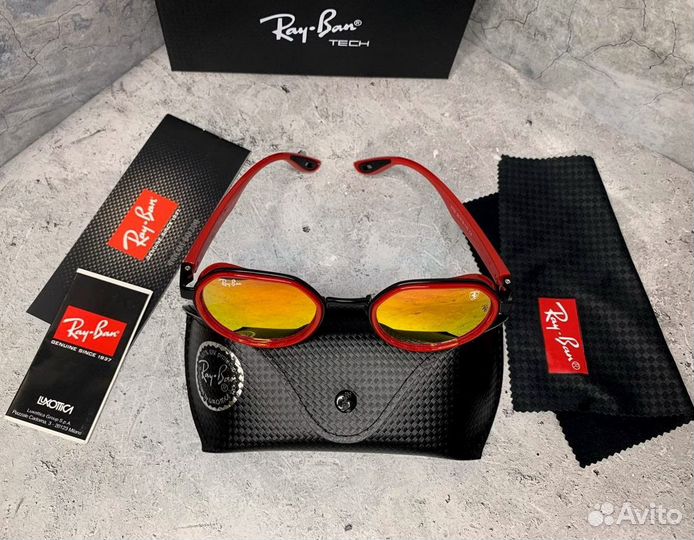 Солнцезащитные очки Ray Ban красные