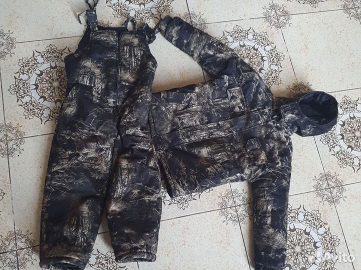 Зимний комбинезон 6-7год