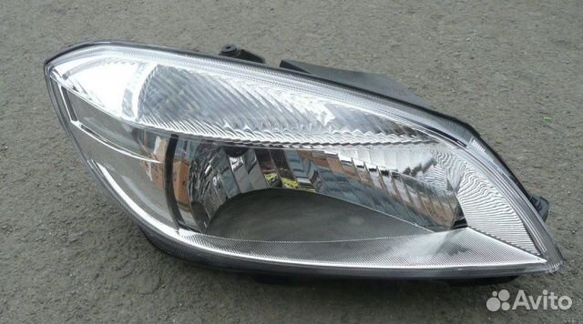 Фара правая передняя правая Skoda Fabia 2010-2015