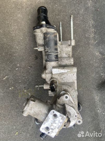 Корпус термостата Kia Sorento 2,2 дизель